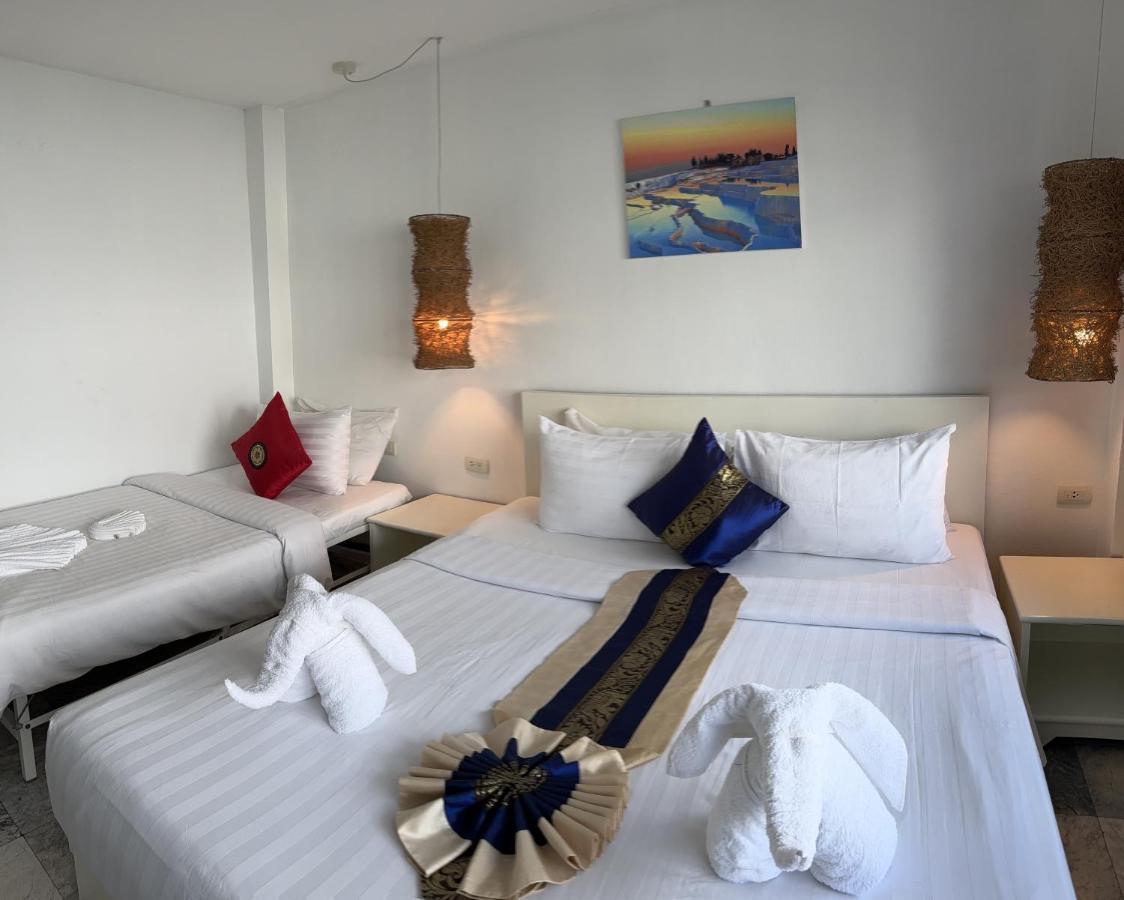Istanbul Boutique Hotel Patong Exterior foto